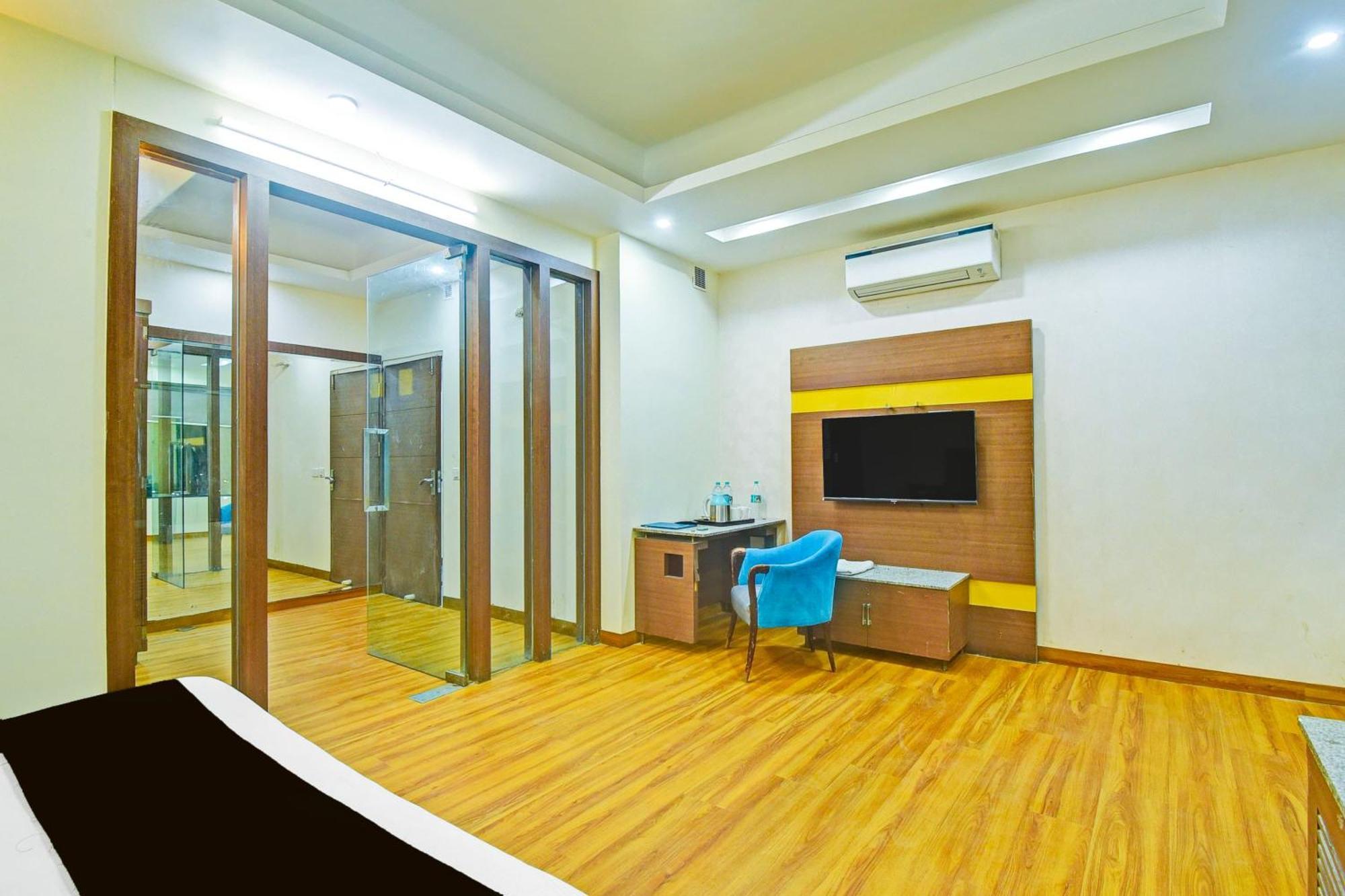 Super Townhouse Amrapali Circle Formerly Aqua Jaipur